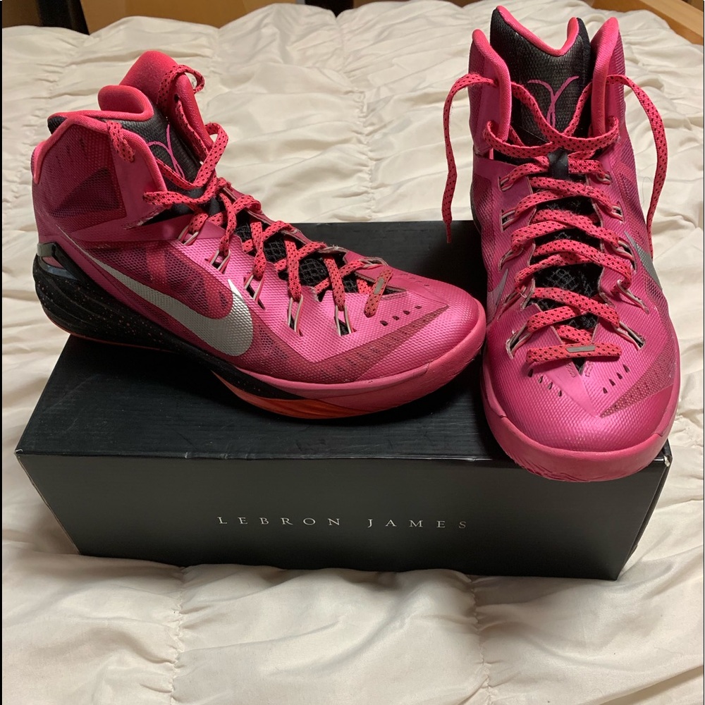 COPY - Nike Sneakers. Size 11.5